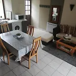 Le De La Maison Rouge Anctoville