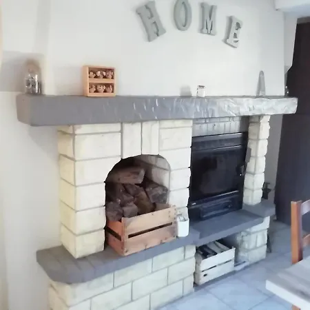 Le De La Maison Rouge *