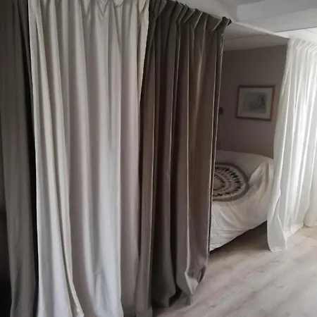 Le De La Maison Rouge * アンクトヴィル